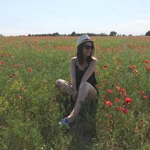 Meet your Posher, Maria